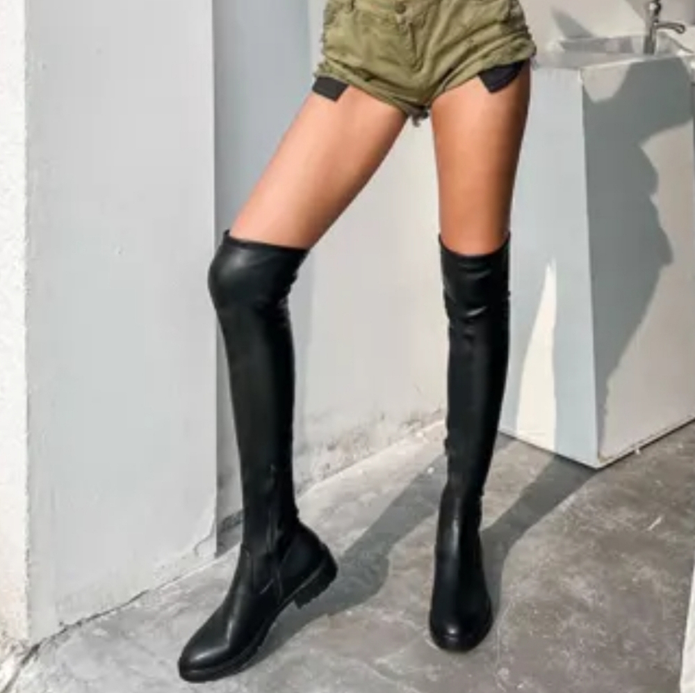 Steve Madden Lizbeth Black Paris Boot